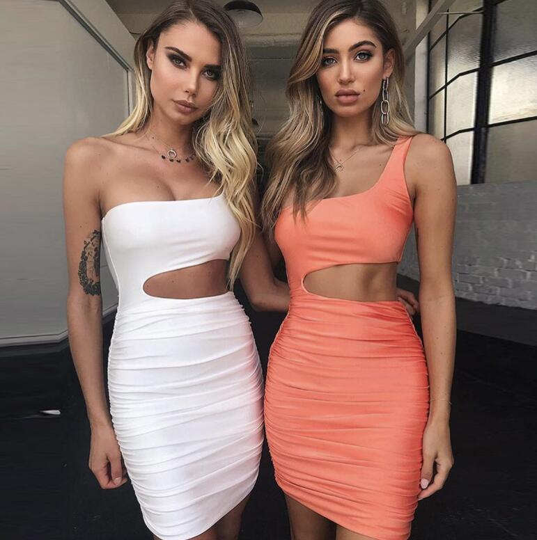 Mini Dress con monospalla