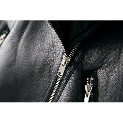 Giacca corta con pelliccia disponibile in varie colorazioni S,M,L,XL