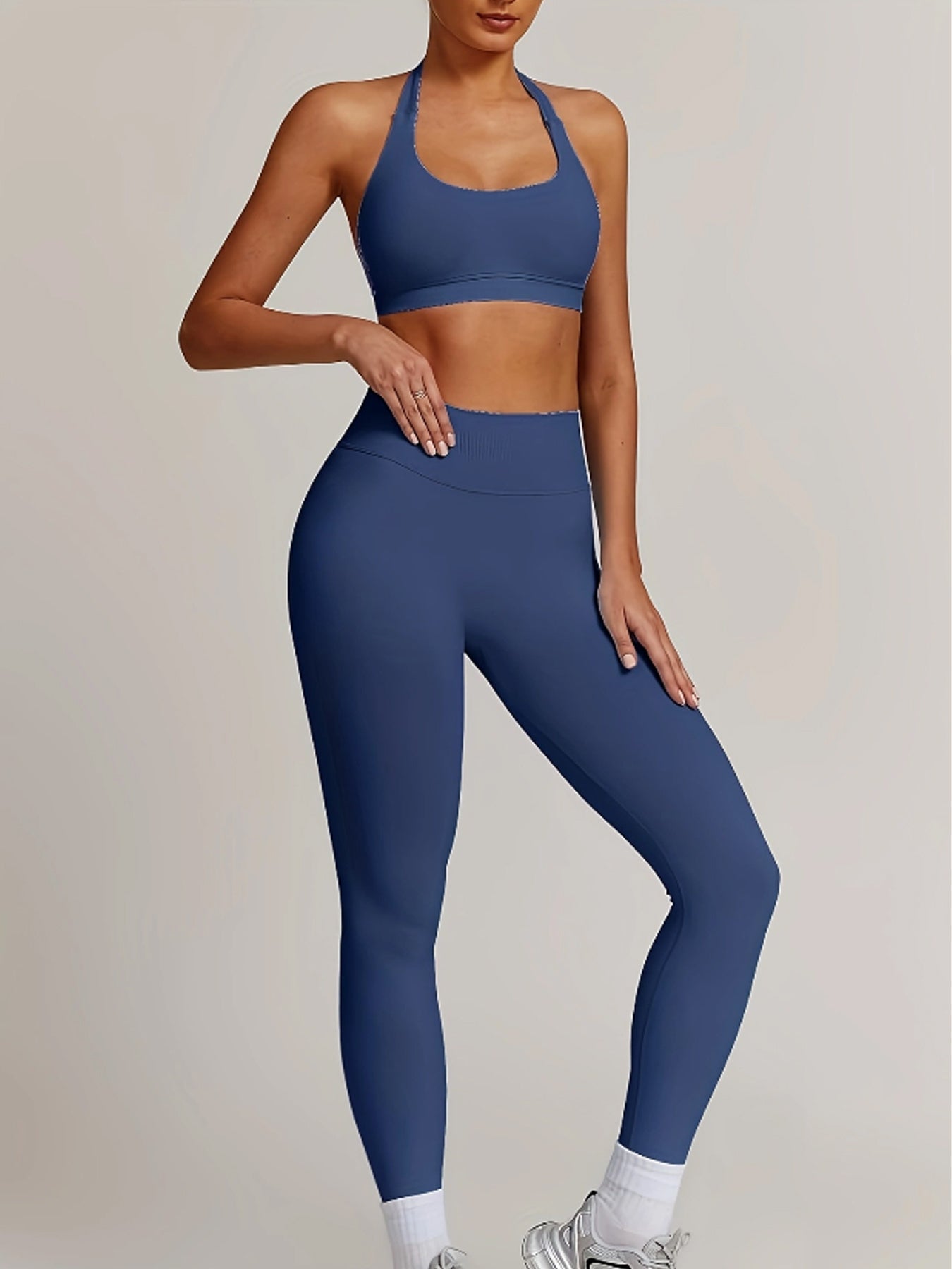 Set 2 pezzi, Il tessuto tecnico regola automaticamente i pori di ventilazione in base alla temperatura corporea, sviluppato in collaborazione con medici sportivi, assorbimento degli urti del reggiseno