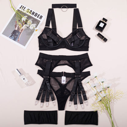 Lingerie disponibile in varie colorazioni S,M,L