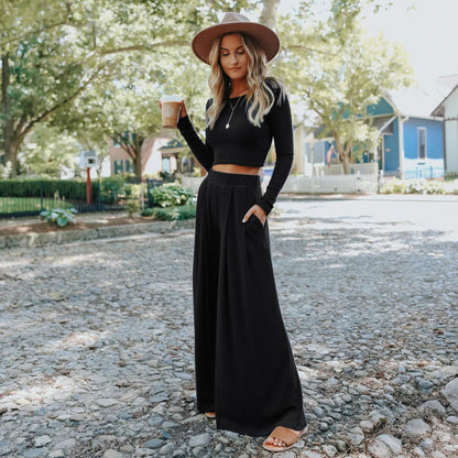 Completo due pezzi disponibile in varie colorazioni S,M,L,XL,2XL