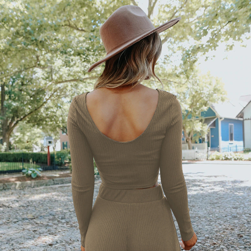 Completo due pezzi disponibile in varie colorazioni S,M,L,XL,2XL