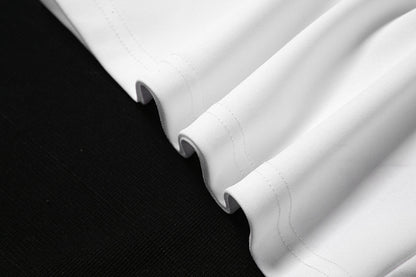 Tuta disponibile in varie colorazioni S,M,L