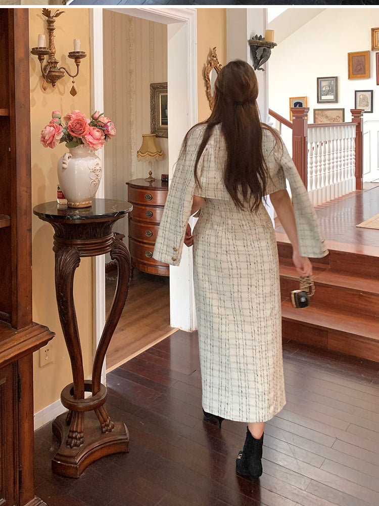 Completo due pezzi disponibile in varie colorazioni  L,M,L,XL,2XL,3XL,4XL,5XL