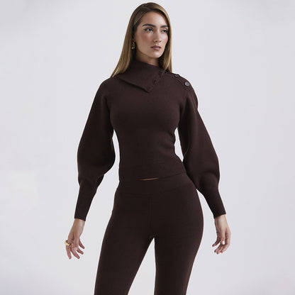 Completo due pezzi disponibile in varie colorazioni S,M,L