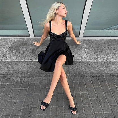 Satin dress disponibile in varie colorazioni  S,M,L