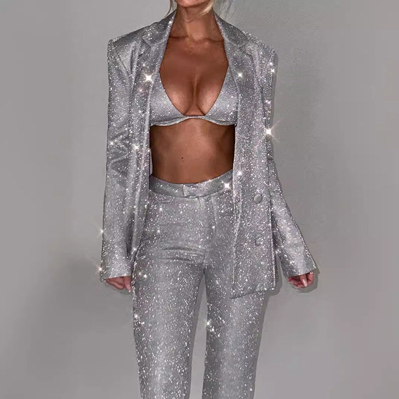 Completo da festa alla moda, 3 pezzi,con giacca e pantaloni a gamba dritta, a maniche lunghe e lucido, con reggiseno e risvolto.
