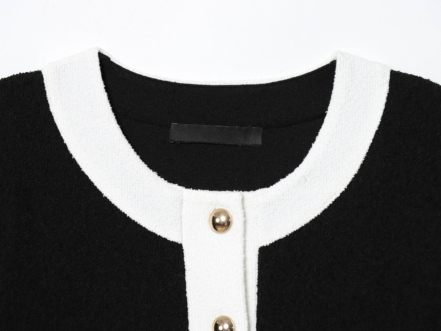 Completo  classico , comodo, con pantaloni elasticizzati a vita alta, scollo rotondo S,M,L