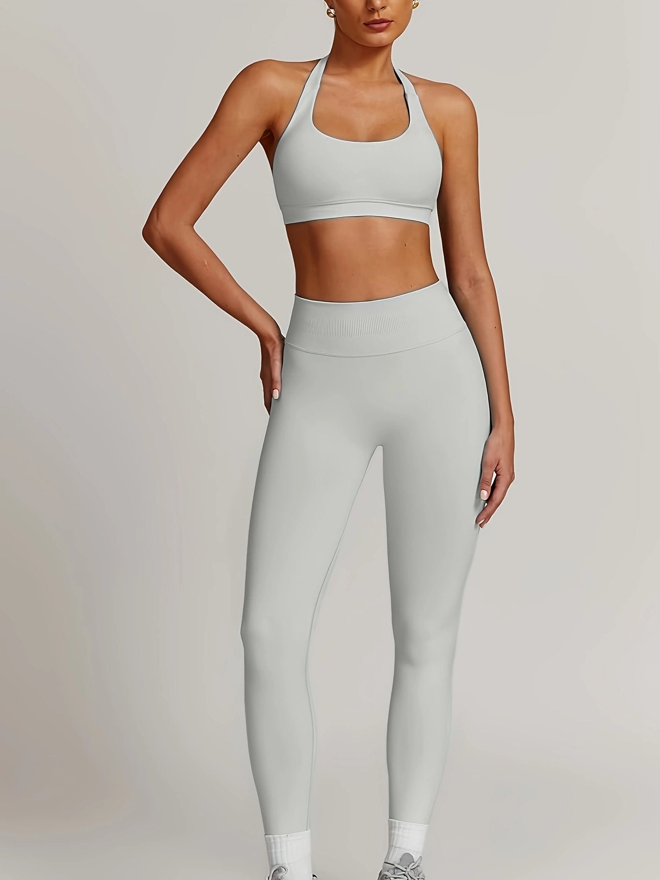 Set 2 pezzi, Il tessuto tecnico regola automaticamente i pori di ventilazione in base alla temperatura corporea, sviluppato in collaborazione con medici sportivi, assorbimento degli urti del reggiseno