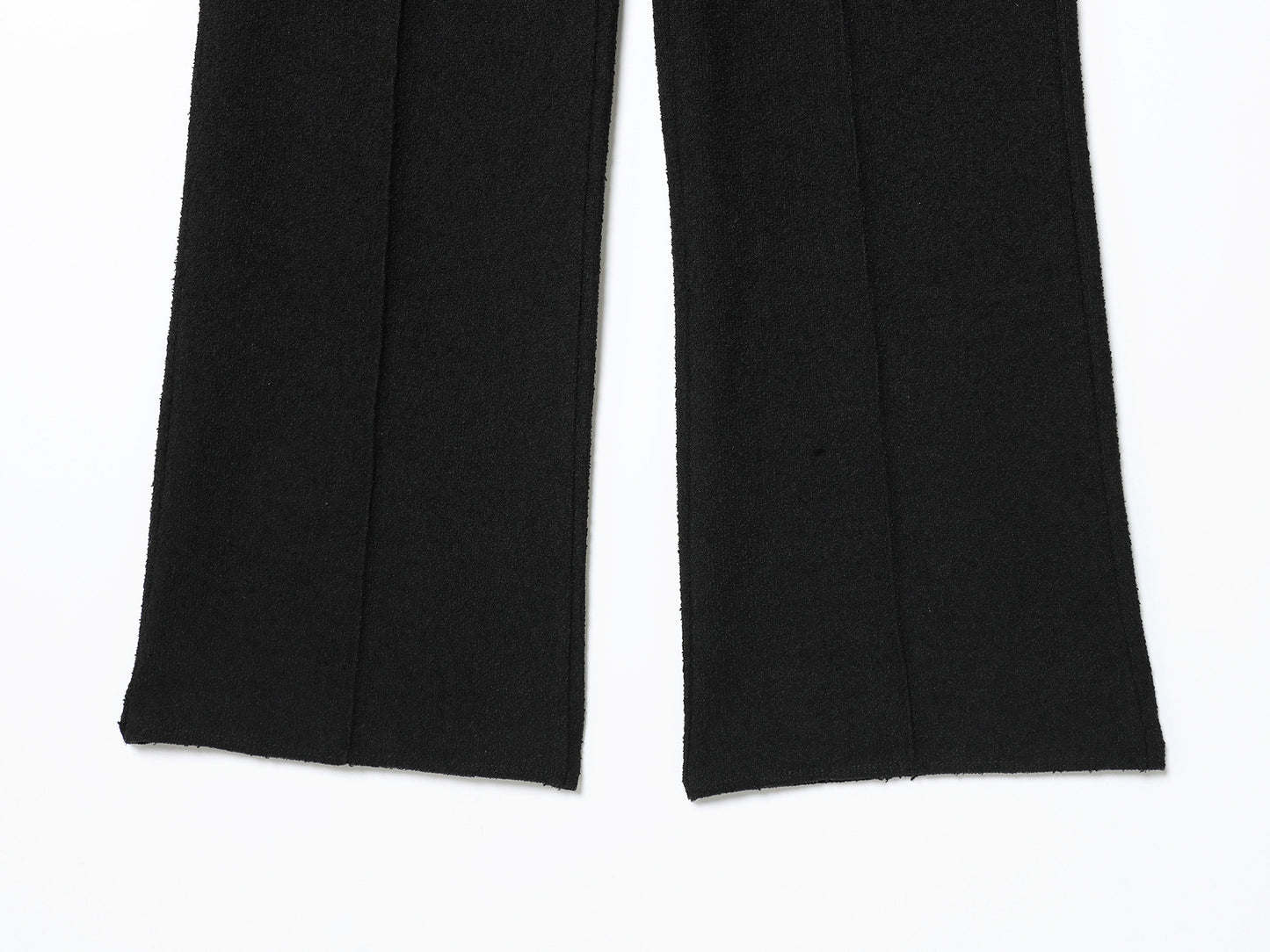 Completo  classico , comodo, con pantaloni elasticizzati a vita alta, scollo rotondo S,M,L