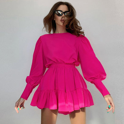 Abito con maniche a lanterna, disponibile in viola ametista , verde e rosa