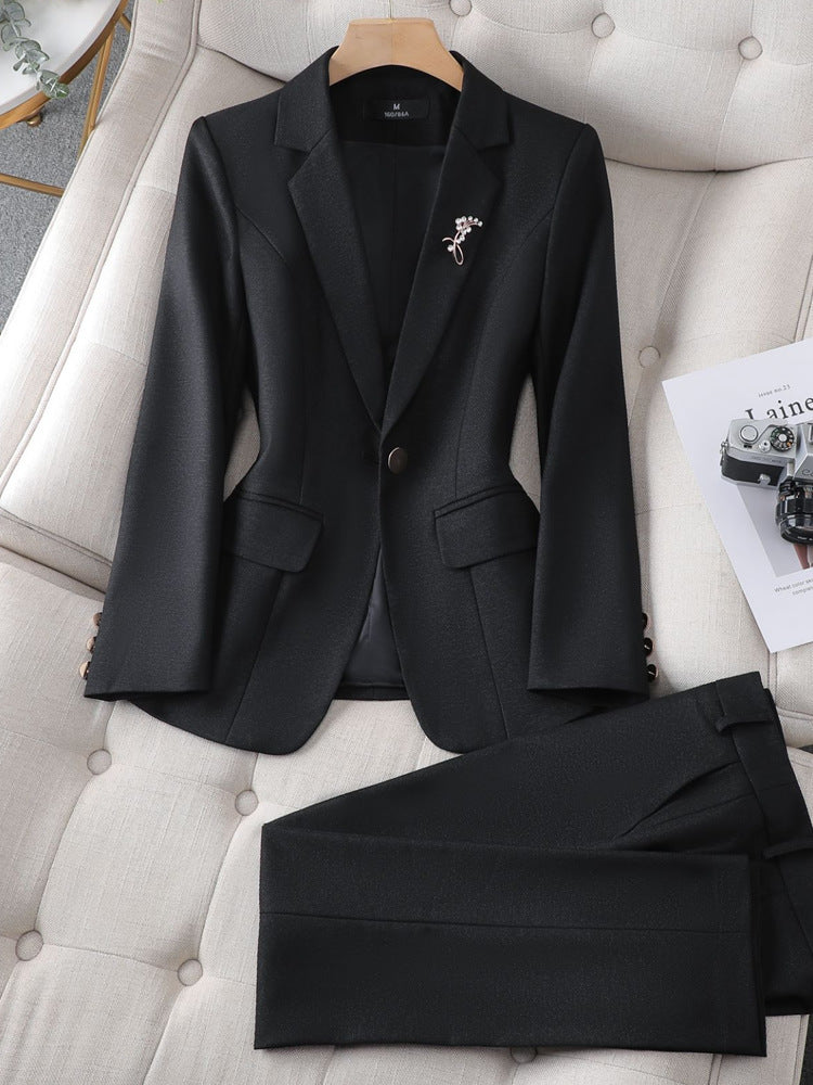 Completo in due pezzi , disponibile in varie colorazioni S,M,L,XL,2XL,3XL,4XL