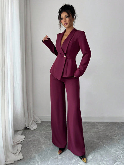 Completo due pezzi, giacca  a maniche lunghe, pantaloni a gamba dritta, disponibile in varie colorazioni  S,M,L,XL,2XL