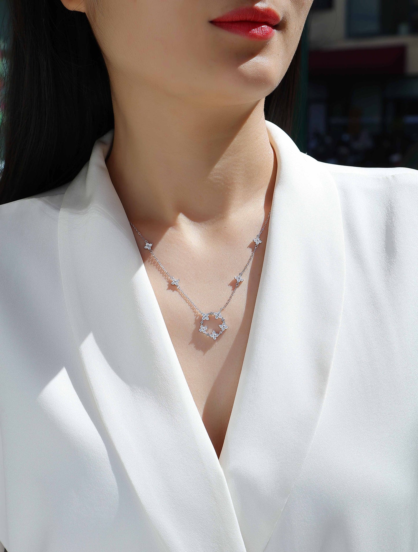 Un pendente di diamanti alla moda e lussuoso con moissanite in argento sterling S925 e placcatura in platino, Spedizione solo in USA