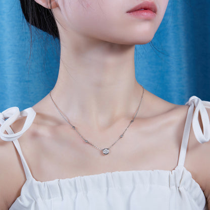 Un pendente  con diamante Moissan da 1 carato in argento sterling S925 e placcatura in platino Spedizione solo USA