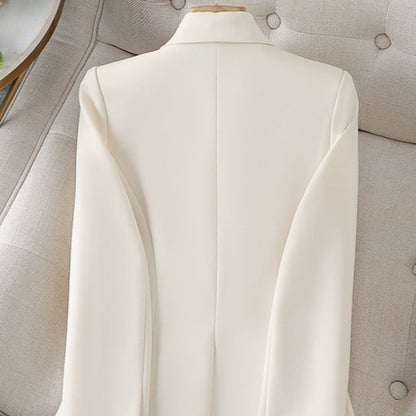 Giacca sagomata disponibile in varie colorazioni S,M,L,XL,2XL,3XL,4XL