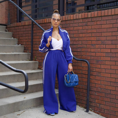 Completo due pezzi, disponibile in diverse colorazioni S,M,L,XL,2XL