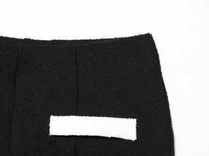 Completo  classico , comodo, con pantaloni elasticizzati a vita alta, scollo rotondo S,M,L