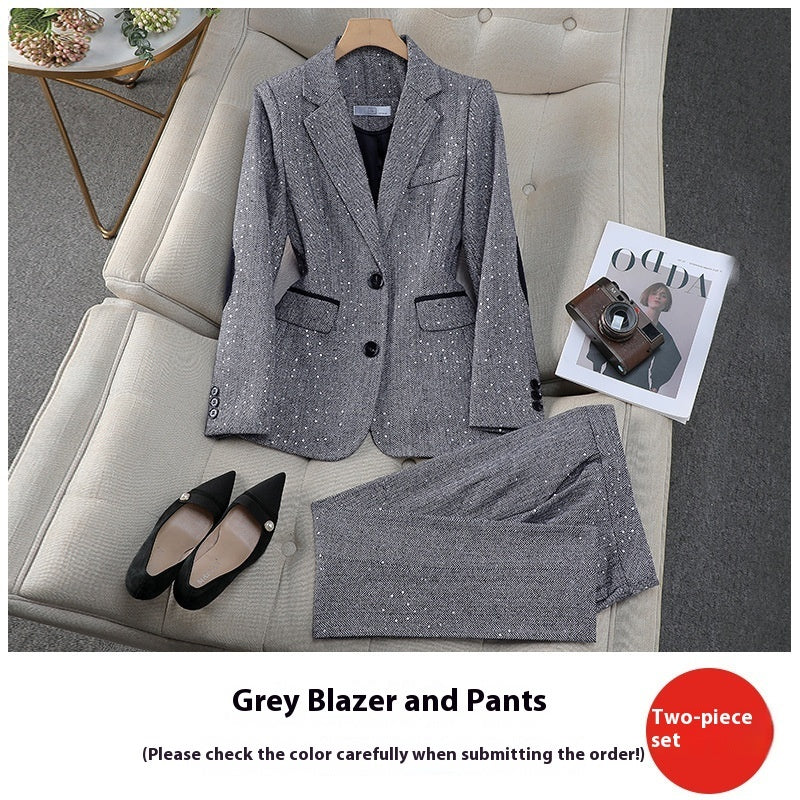 Completo due pezzi, disponibile in varie colorazioni S,M,L,XL,2XL,3XL,4XL