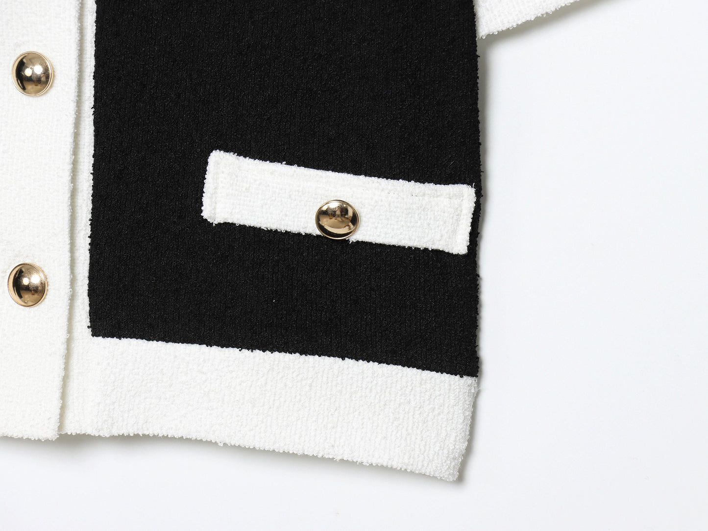 Completo  classico , comodo, con pantaloni elasticizzati a vita alta, scollo rotondo S,M,L