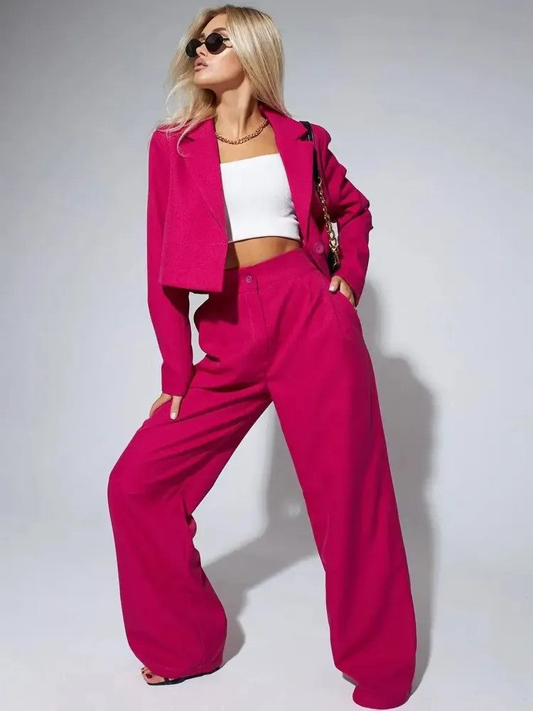 Completo due pezzi disponibile in varie colorazioni S,M,L,XL,2XL