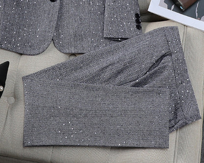 Completo due pezzi, disponibile in varie colorazioni S,M,L,XL,2XL,3XL,4XL