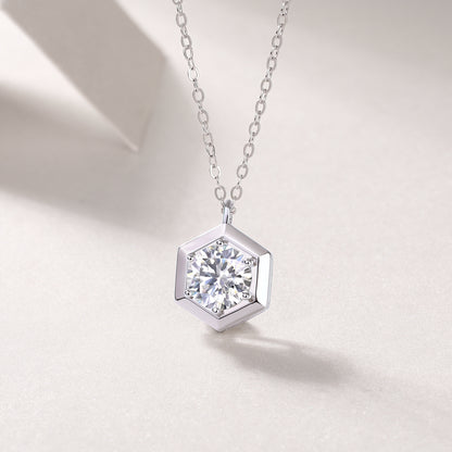 Un pendente d con moissanite da 1 carato in argento sterling S925 Spedizione solo USA