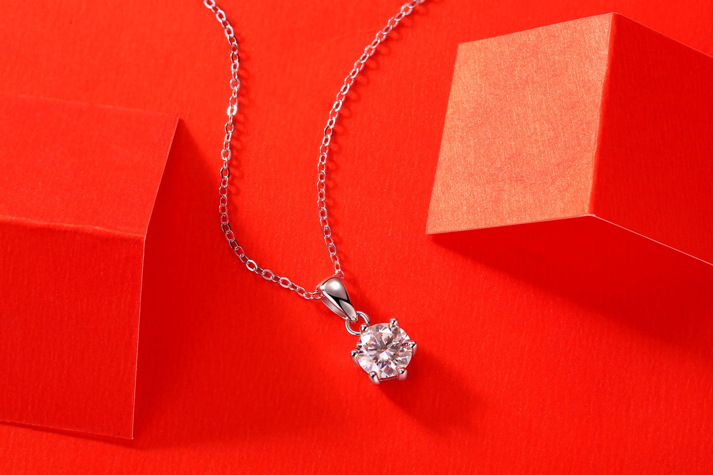 Collana, con diamanti Moissan da 1, 2 e 3 carati, in argento Sterling 925 e placcato in platino.  Spedizione solo USA