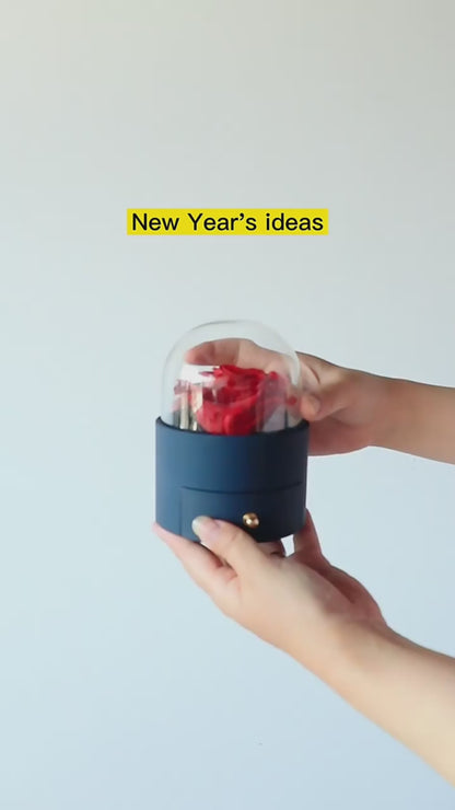 Bigiotteria- Portagioie rotondo con rosa stabilizzata e collana , ottima idea regalo